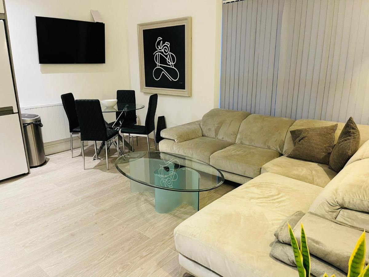 斯劳Salt Hill Windsor Legoland Eton Heathrow Luxury 2 Bed 1 Bath Free Parking公寓 外观 照片